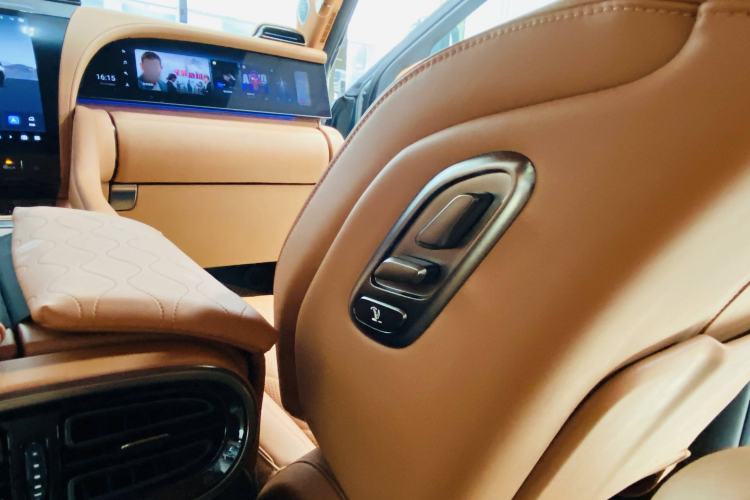 Used Yangwang U8 2023 Luxury Edition Interior 7