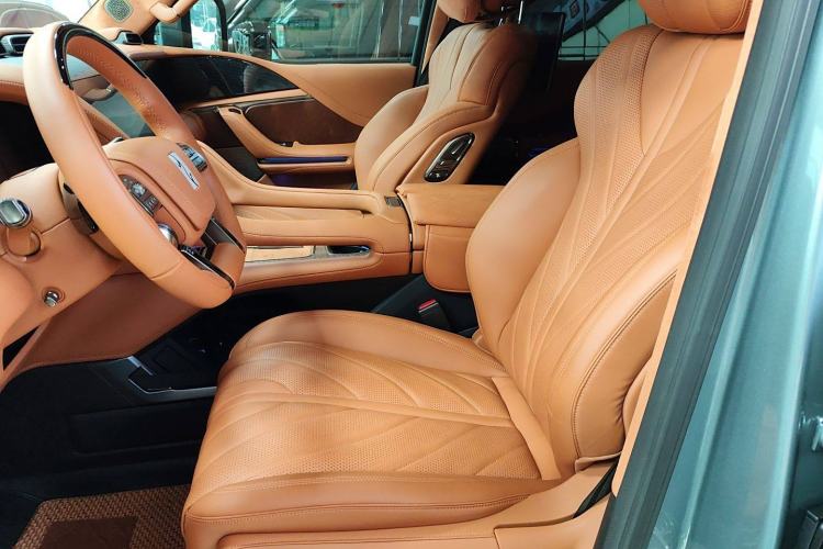 Used Yangwang U8 2023 Luxury Edition Left Front Seat