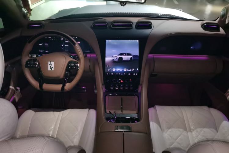 Used Yangwang U8 2023 Luxury Edition Center Console