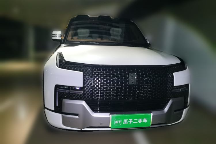 Used Yangwang U8 2023 Luxury Edition Front