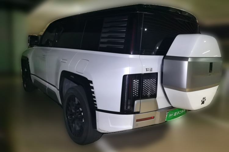 Used Yangwang U8 2023 Luxury Edition Rear Left 45 Deg