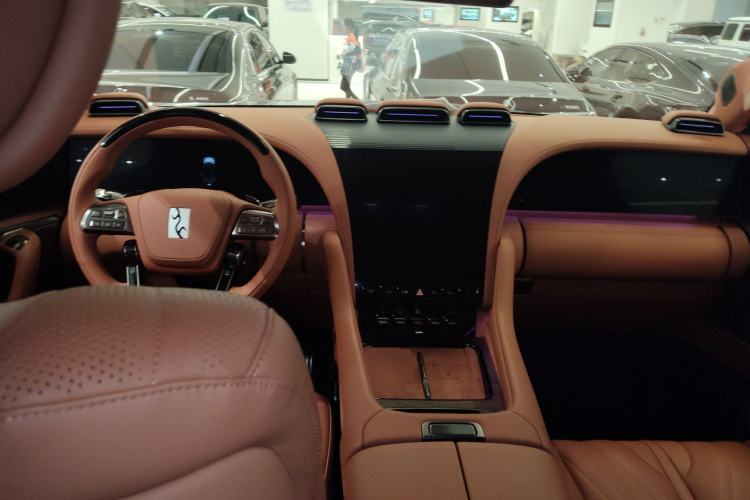 Used Yangwang U8 2023 Luxury Edition Center Console