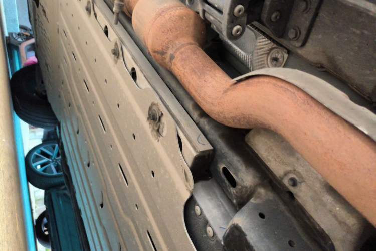 Used Yangwang U8 2023 Luxury Edition Chassis Front Right