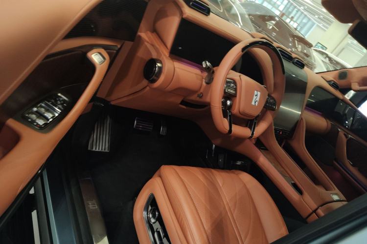 Used Yangwang U8 2023 Luxury Edition Driver Seat