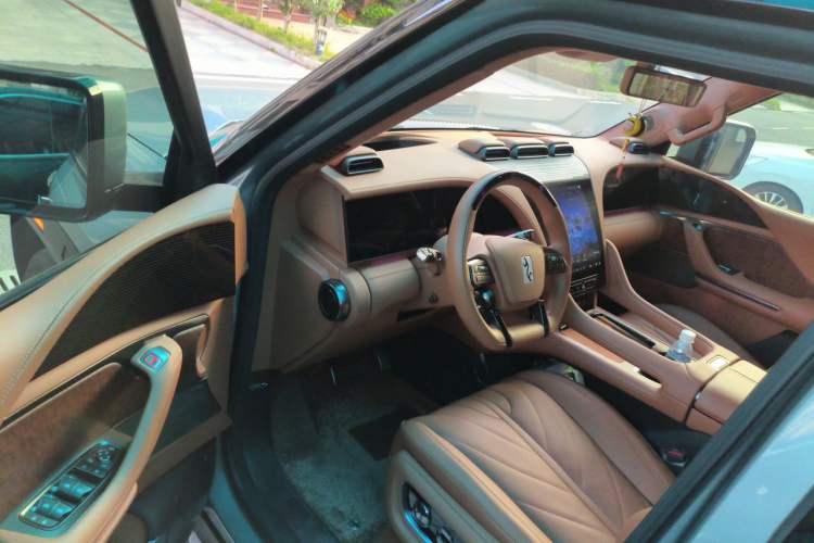 Used Yangwang U8 2023 Luxury Edition Driver Seat