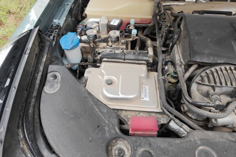 Used Yangwang U8 2023 Luxury Edition Engine Bay Right