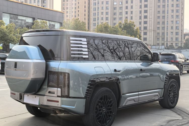 Used Yangwang U8 2023 Luxury Edition Exterior 2