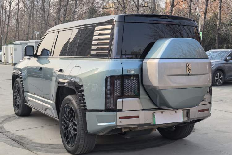 Used Yangwang U8 2023 Luxury Edition Exterior 3