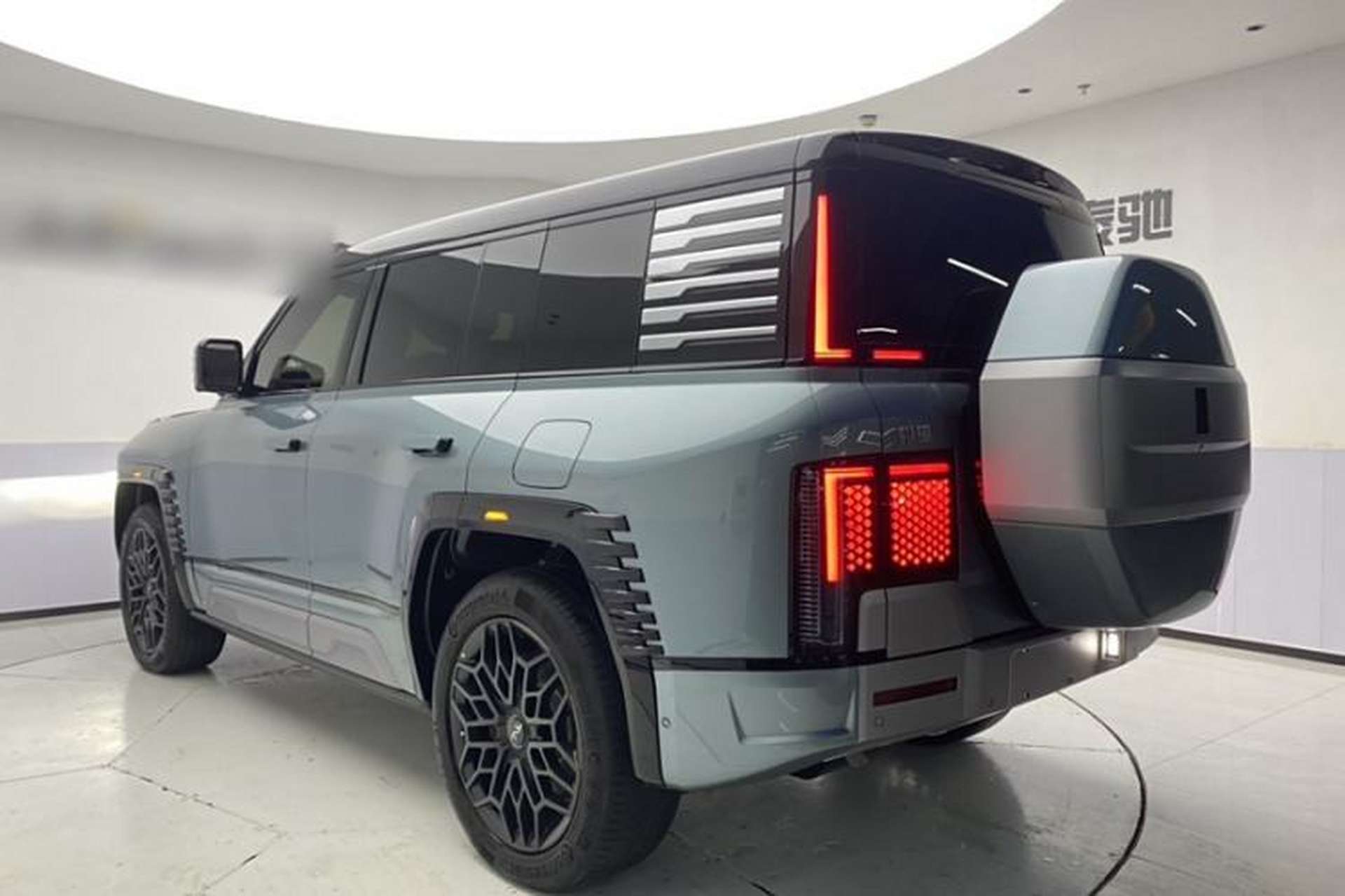 Used Yangwang U8 2023 Luxury Edition Exterior 4