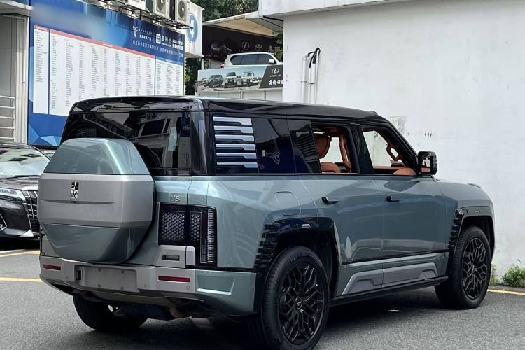 Used Yangwang U8 2023 Luxury Edition Exterior 4