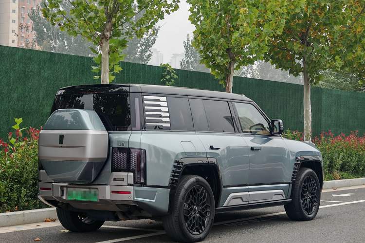 Used Yangwang U8 2023 Luxury Edition Exterior 6