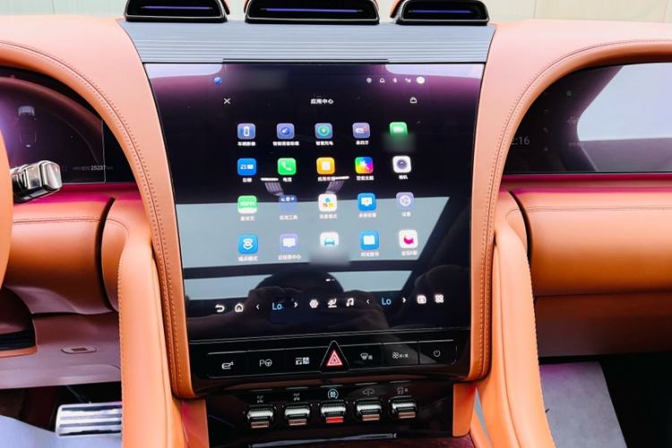 Used Yangwang U8 2023 Luxury Edition Interior 2