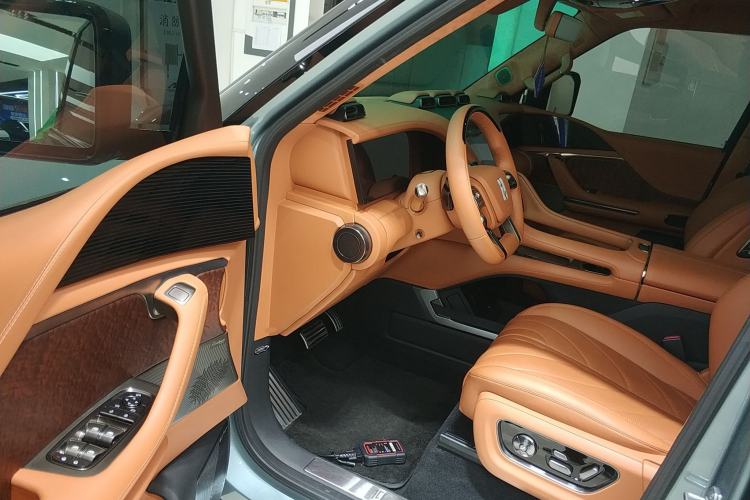 Used Yangwang U8 2023 Luxury Edition Interior 3