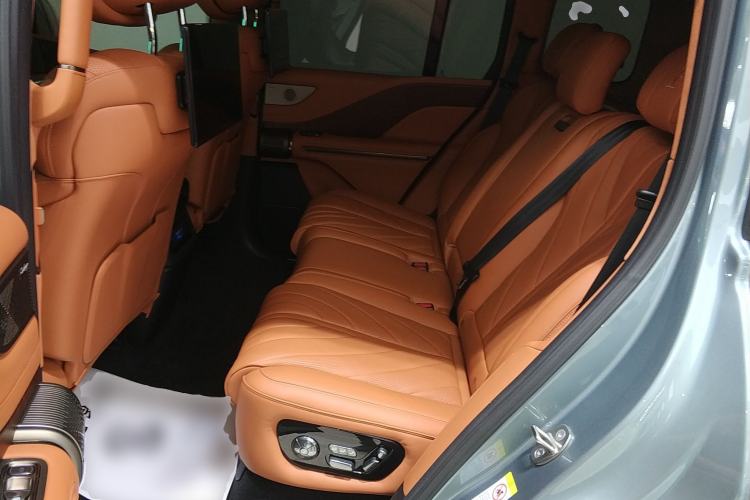 Used Yangwang U8 2023 Luxury Edition Interior 4