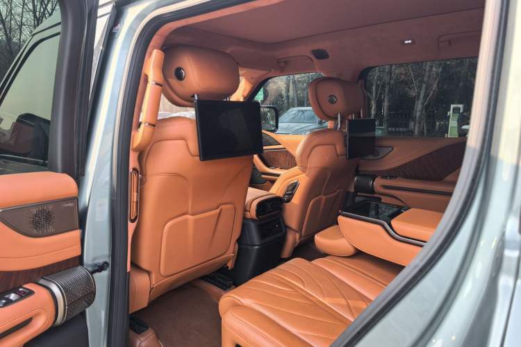 Used Yangwang U8 2023 Luxury Edition Interior 6