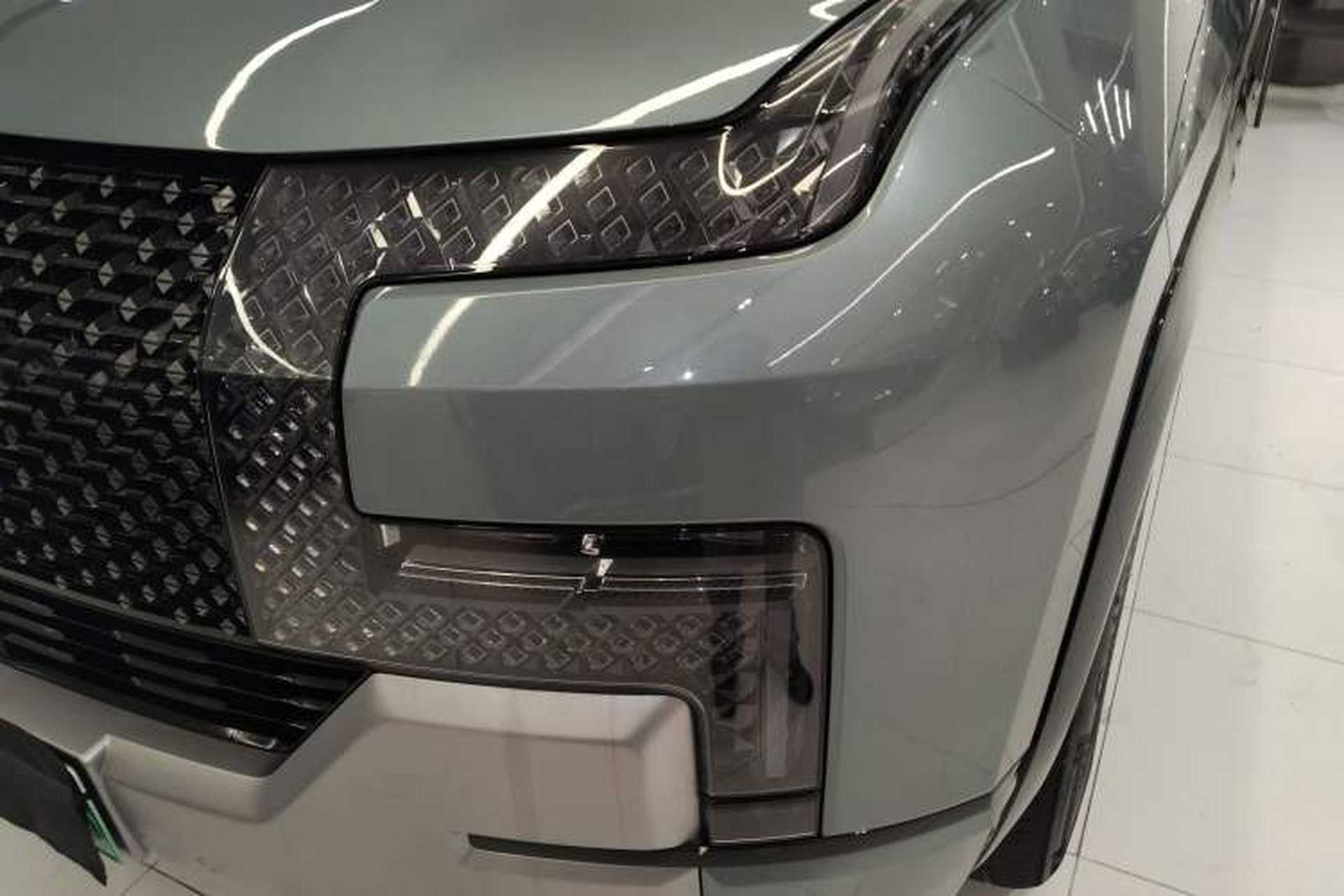 Used Yangwang U8 2023 Luxury Edition Left Front Headlight
