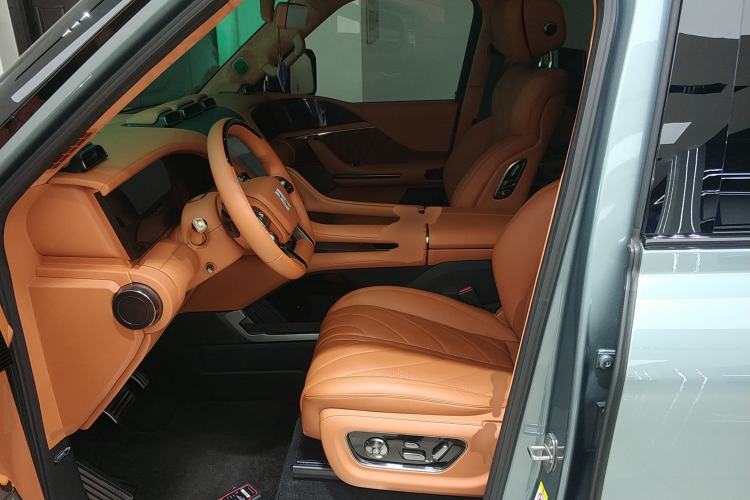 Used Yangwang U8 2023 Luxury Edition Left Front Seat