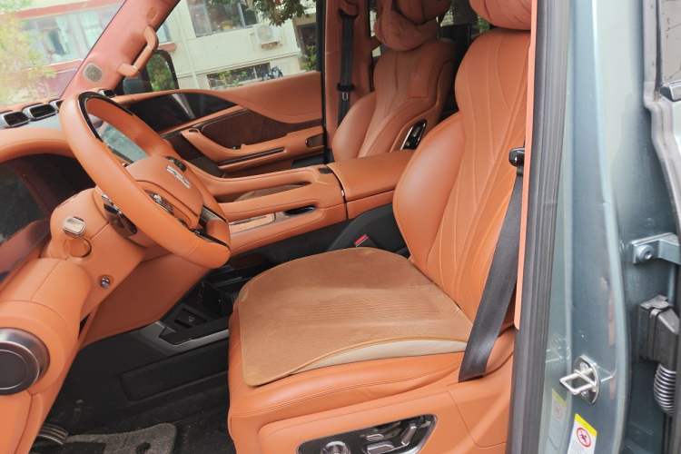 Used Yangwang U8 2023 Luxury Edition Left Front Seat