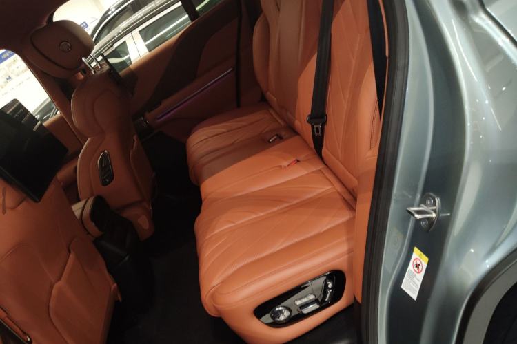 Used Yangwang U8 2023 Luxury Edition Left Rear Seat