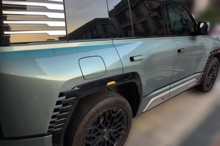 Used Yangwang U8 2023 Luxury Edition Rear Right 45 Deg