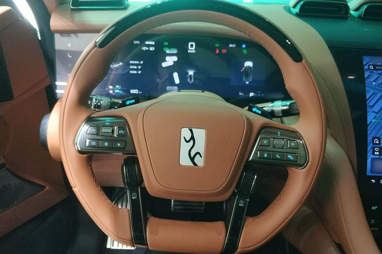 Used Yangwang U8 2023 Luxury Edition Steering Wheel