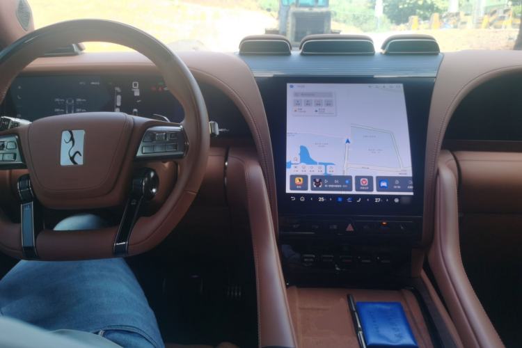 Used Yangwang U8 2023 Luxury Edition Center Console