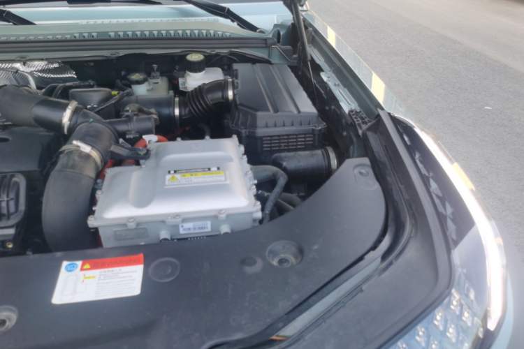 Used Yangwang U8 2023 Luxury Edition Engine Bay Left