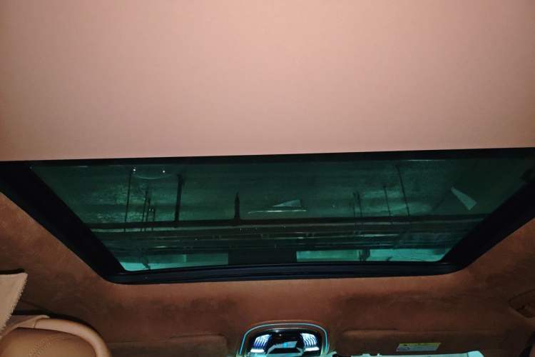 Used Yangwang U8 2023 Luxury Edition Headliner