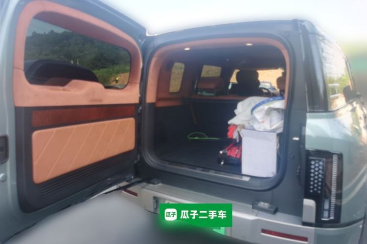 Used Yangwang U8 2023 Luxury Edition Trunk