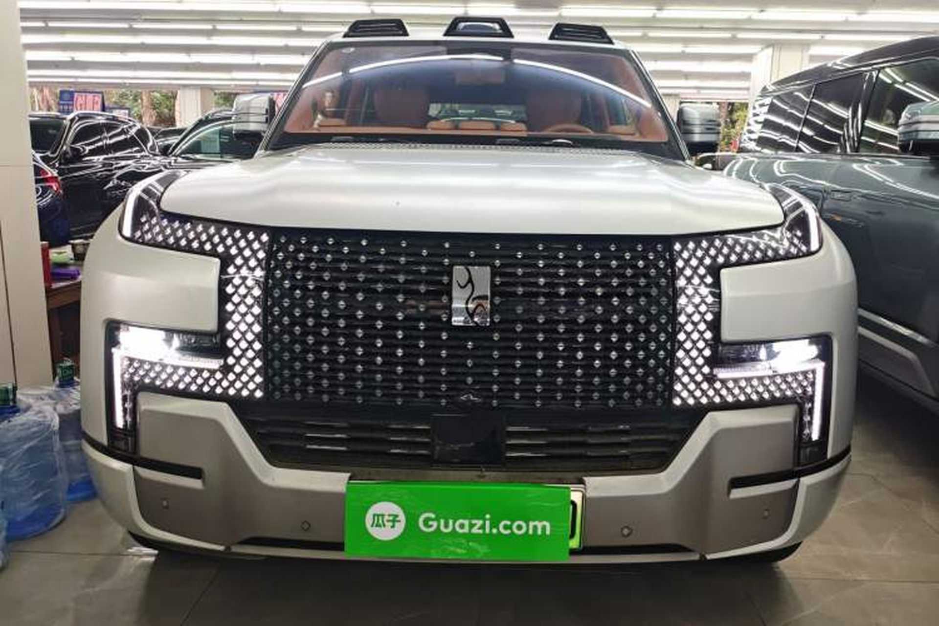 Used Yangwang U8 2023 Luxury Edition Front