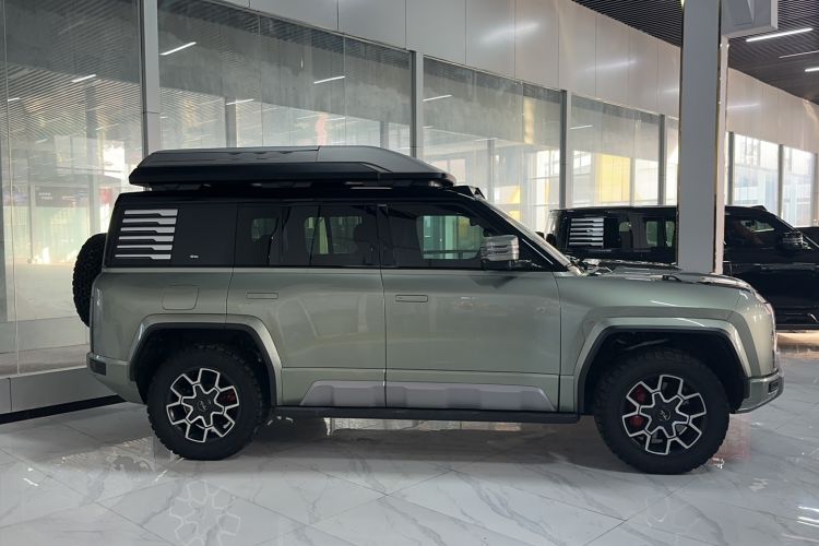 Used Yangwang U8 2024 Off-Road Enthusiast Edition Exterior 2
