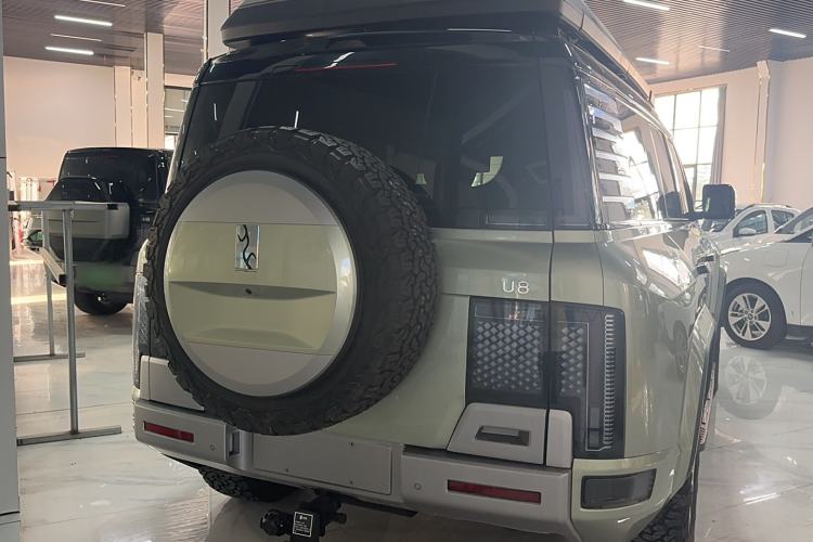 Used Yangwang U8 2024 Off-Road Enthusiast Edition Exterior 4