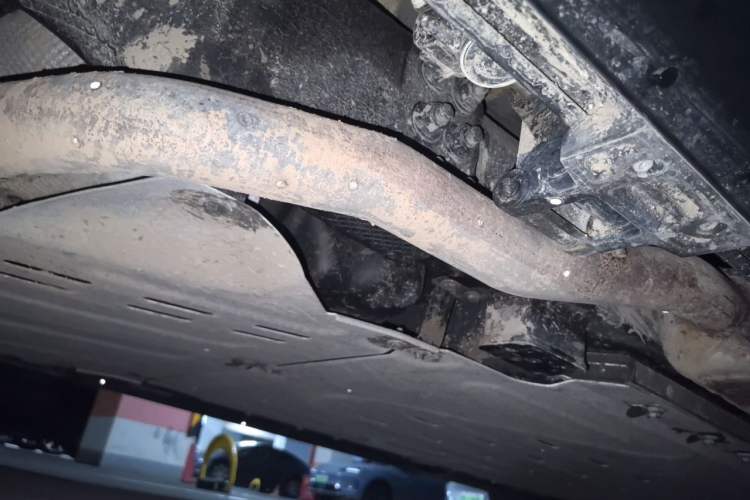 Used Yangwang U8 2025 Model U8L DingShi Edition Chassis Rear Right