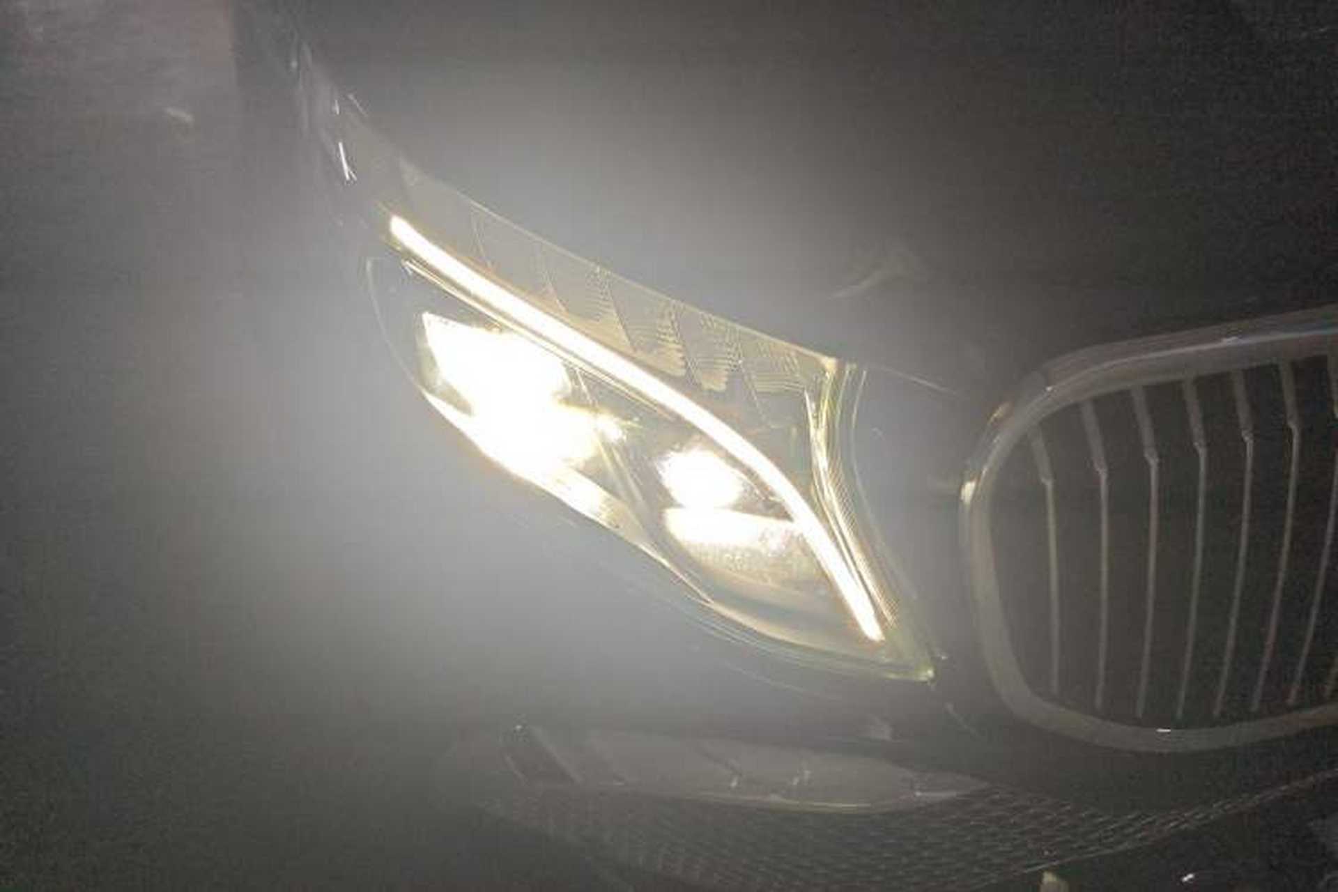 Used Yasheng V-Class 2023 2.0T Yasheng · Yukai Right Front Headlight