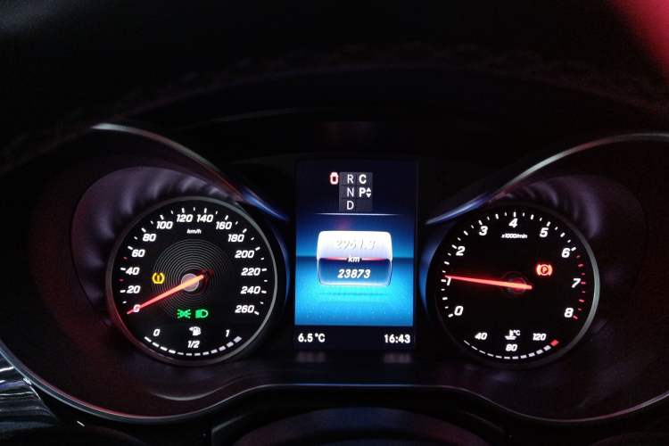 Used Yasheng V-Class 2021 2.0T Avensis Vanden Instrument Cluster