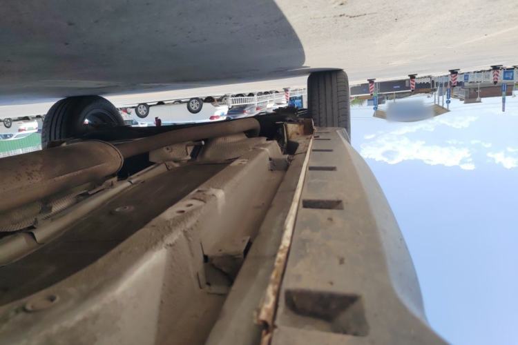 Used Yema Bojun 2019 Performance Version 1.5T CVT Lingdong Model Chassis Front Right