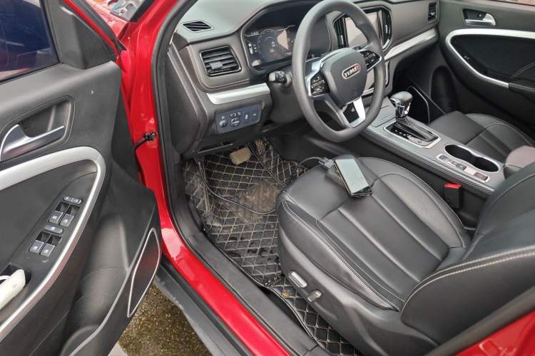 Used Yema Bojun 2019 Performance Version 1.5T CVT Lingdong Model Driver Seat