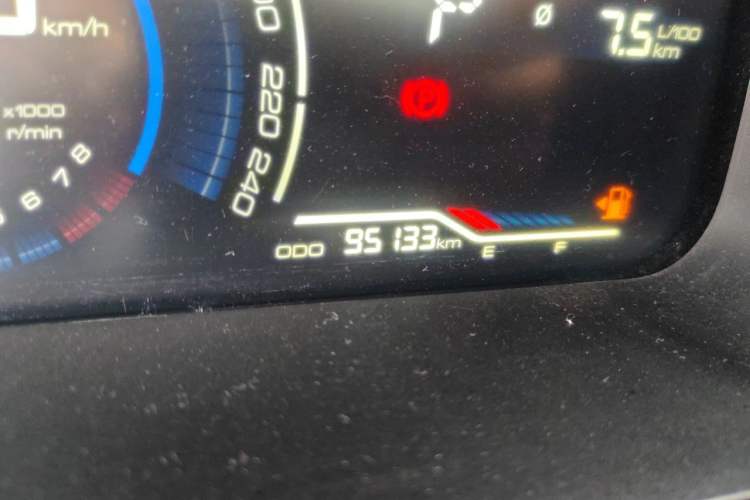 Used Yema Bojun 2019 Performance Version 1.5T CVT Lingdong Model Odometer Close Up