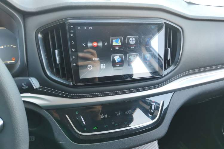 Used Yema Bojun 2019 Performance Edition 1.5T Manual Xuan Dong Model Audio And AC Panel