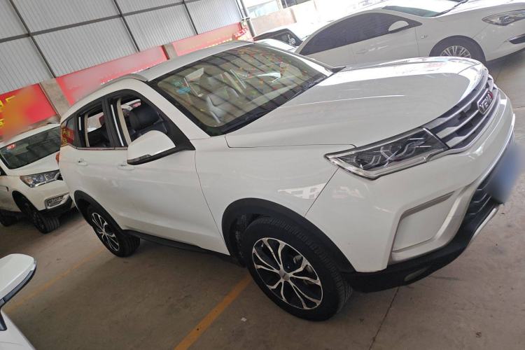 Used Yema Bojun 2019 Performance Version 1.5T CVT Lingdong Model Exterior 2
