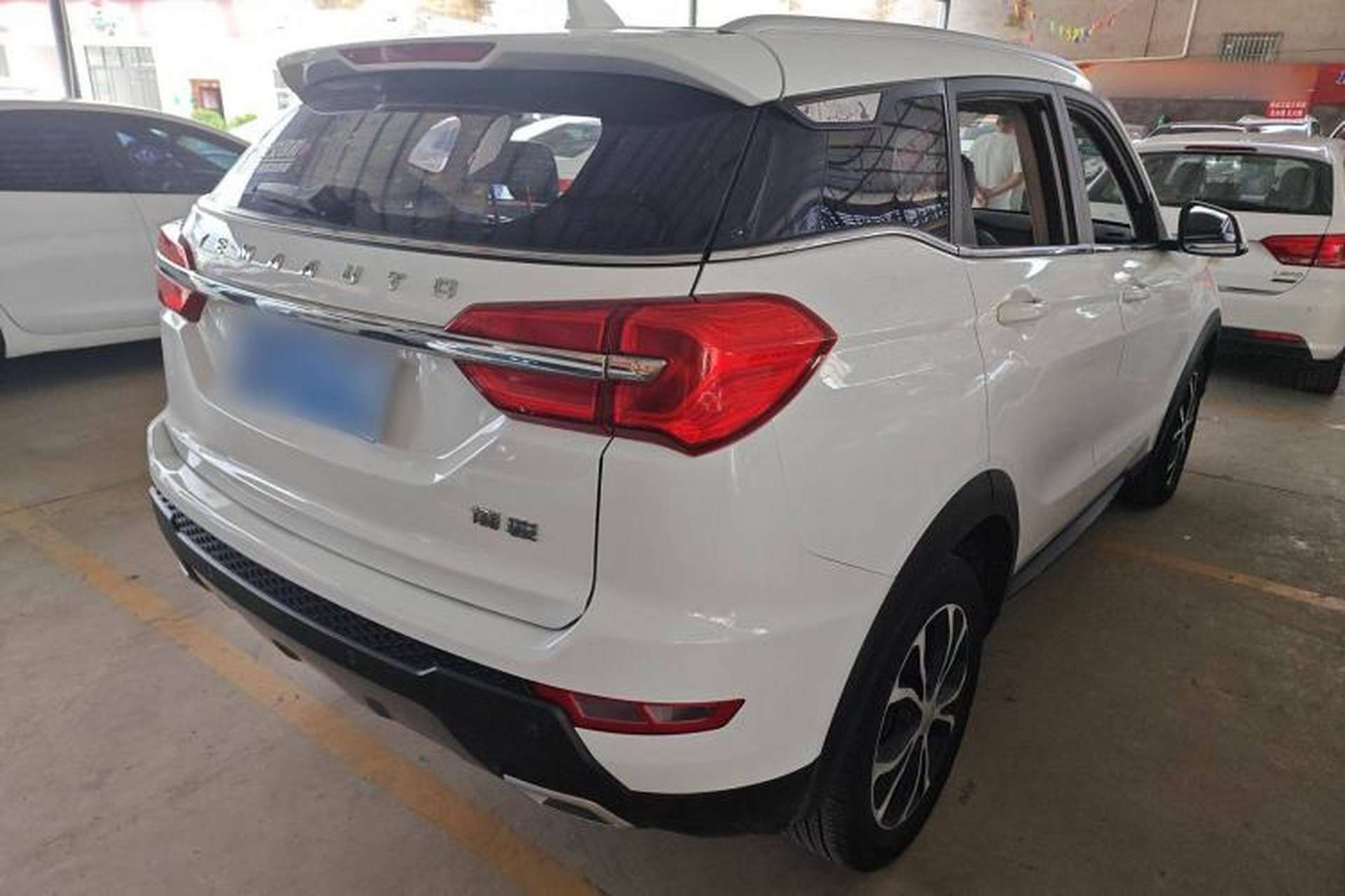 Used Yema Bojun 2019 Performance Version 1.5T CVT Lingdong Model Exterior 3