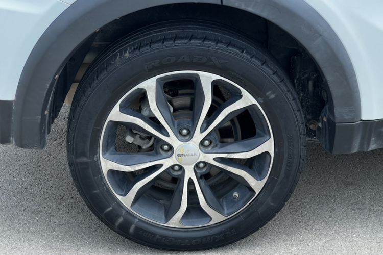 Used Yema Bojun 2019 Performance Version 1.5T CVT Lingdong Model Exterior 5