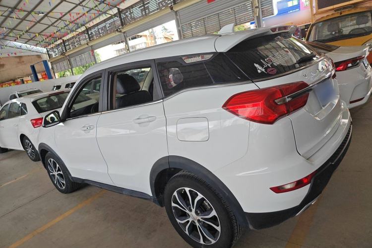 Used Yema Bojun 2019 Performance Version 1.5T CVT Lingdong Model Exterior 5