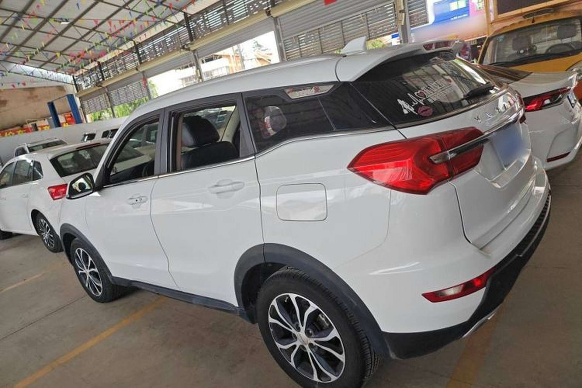 Used Yema Bojun 2019 Performance Version 1.5T CVT Lingdong Model Exterior 5