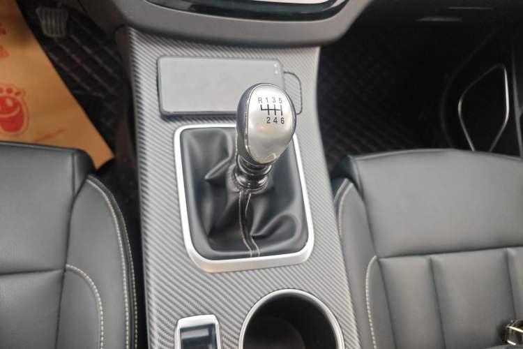 Used Yema Bojun 2019 Performance Edition 1.5T Manual Xuan Dong Model Gear Lever