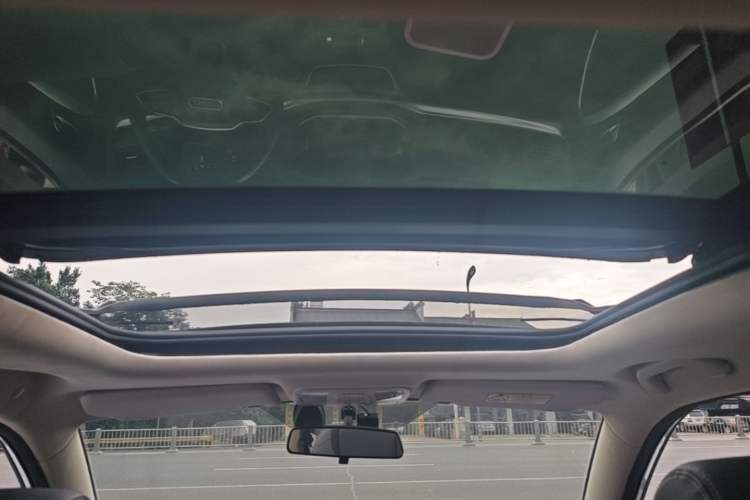 Used Yema Bojun 2019 Performance Version 1.5T CVT Lingdong Model Headliner