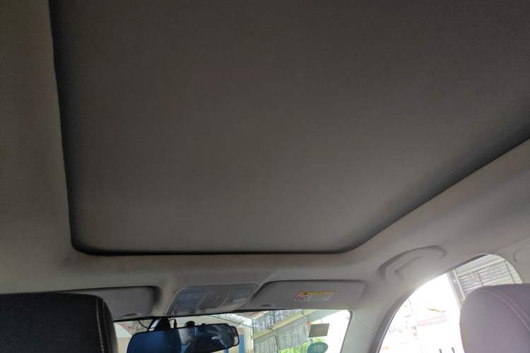 Used Yema Bojun 2019 Performance Version 1.5T CVT Lingdong Model Interior 4