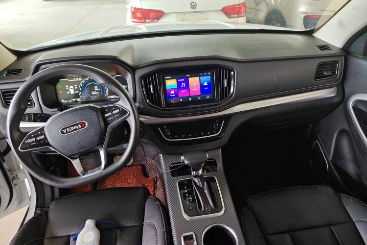 Used Yema Bojun 2019 Performance Version 1.5T CVT Lingdong Model Interior 5