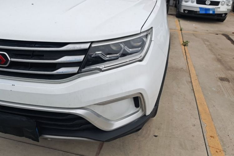 Used Yema Bojun 2019 Performance Version 1.5T CVT Lingdong Model Left Front Headlight