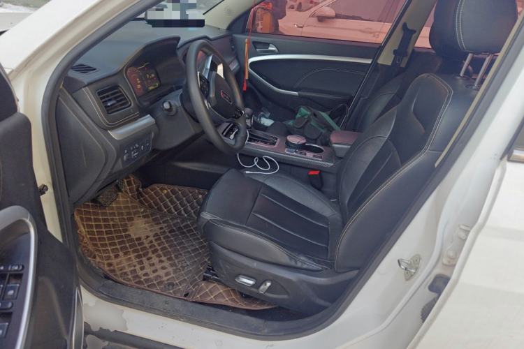 Used Yema Bojun 2019 Performance Version 1.5T CVT Lingdong Model Left Front Seat